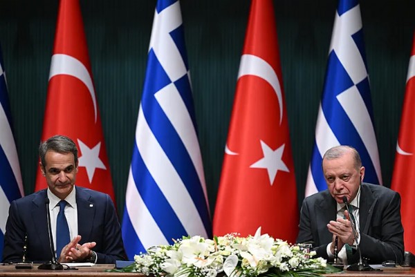 Yunan Basını Cumhurbaşkanı Erdoğan-Miçotakis Görüşmesini Nasıl Gördü? 'Bölgede Türk Rüzgarı Esiyor'